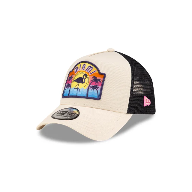 New Era Miami Patch 9FORTY Snapback Beige