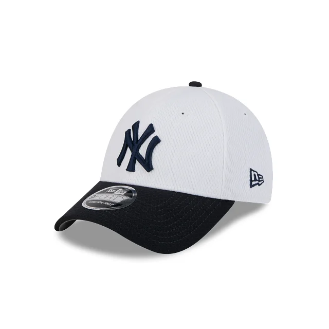 New York Yankees MLB 2-Tone Dash 9FORTY Snapback